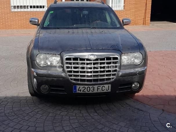 Usado Chrysler 300C Touring 253 CV (186 kW) 2006 Gris / plata Familiar