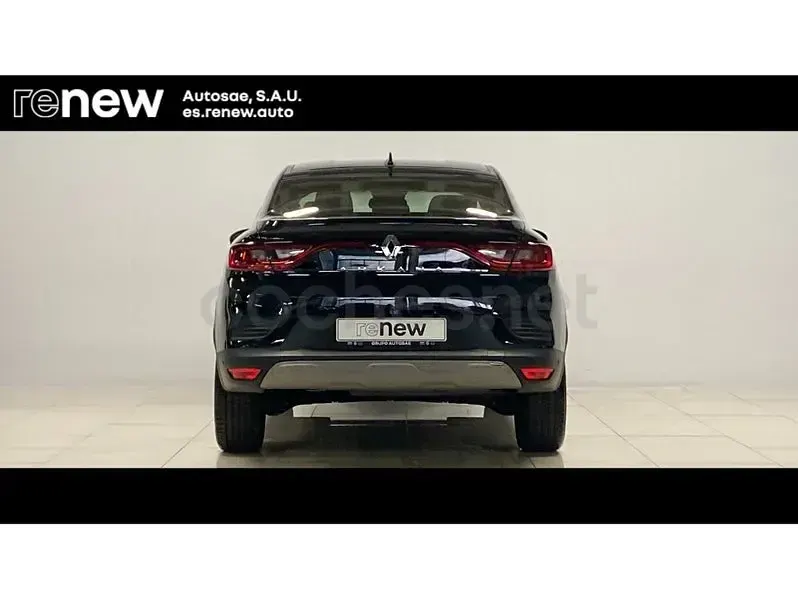 Usado Renault Arkana Techno 140 CV (102 kW) 2023 Negro SUV
