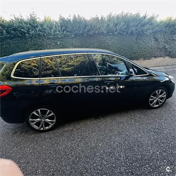 Usado BMW 218 150 CV (110 kW) 2016 Negro Familiar