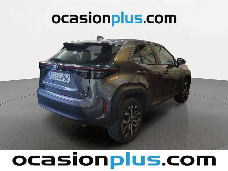 Usado Toyota Yaris Cross Active 116 CV (85 kW) 2024 Blanco SUV