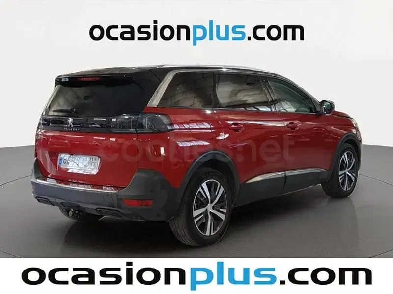 Usado Peugeot 5008 Allure 130 CV (95 kW) 2022 Rojo SUV