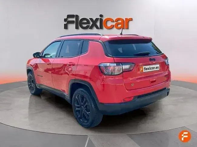 Usado Jeep Compass Night Eagle 130 CV (95 kW) 2022 Rojo SUV