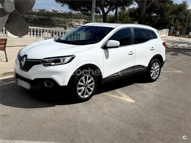 Usado Renault Kadjar Intens 130 CV (95 kW) 2016 Blanco SUV