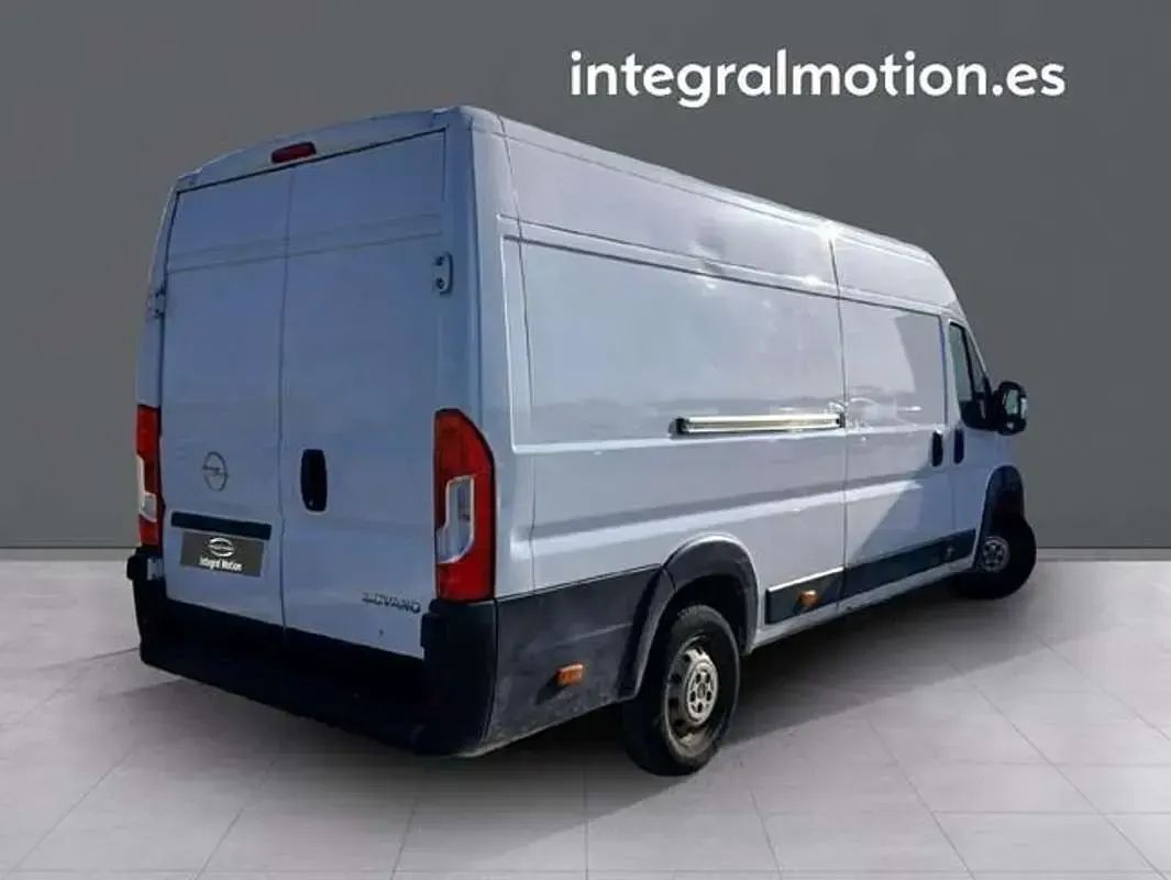 Usado Opel Movano 165 CV (121 kW) 2022 Blanco Van