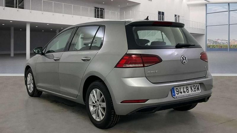 Usado VW Golf VII Edition 116 CV (85 kW) 2017 Beige Utilitario