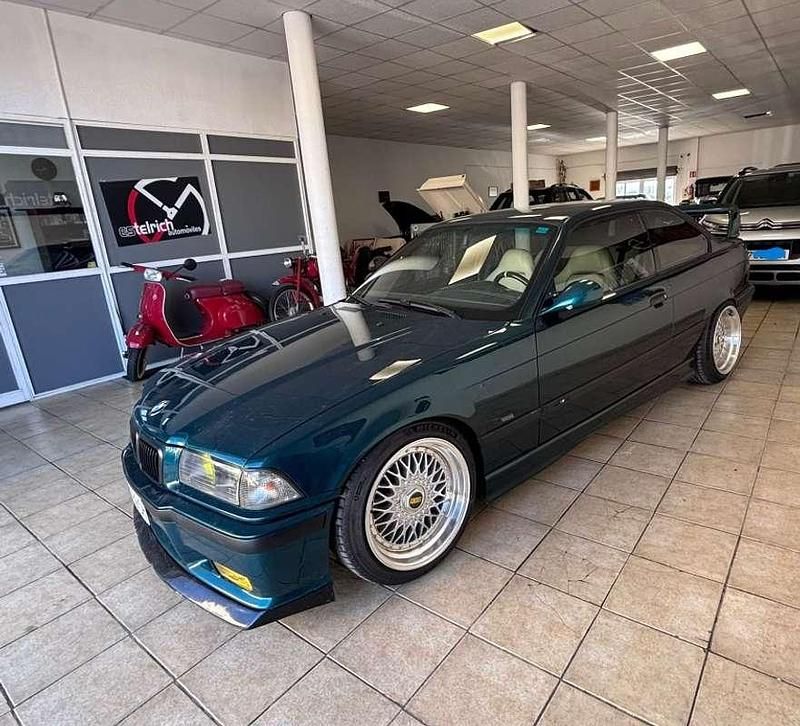 Usado BMW 318 140 CV (102 kW) 1995 Verde Coupe