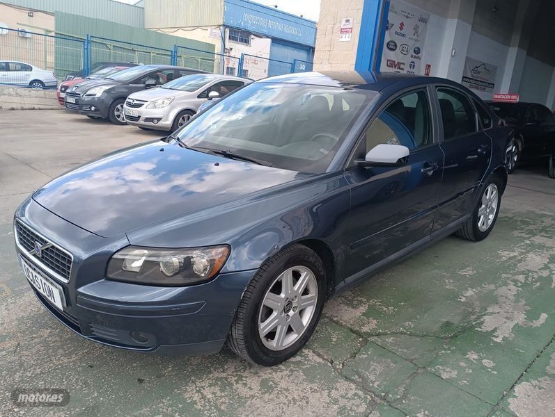 Usado Volvo S40 136 CV (100 kW) 2006 Azul Berlina
