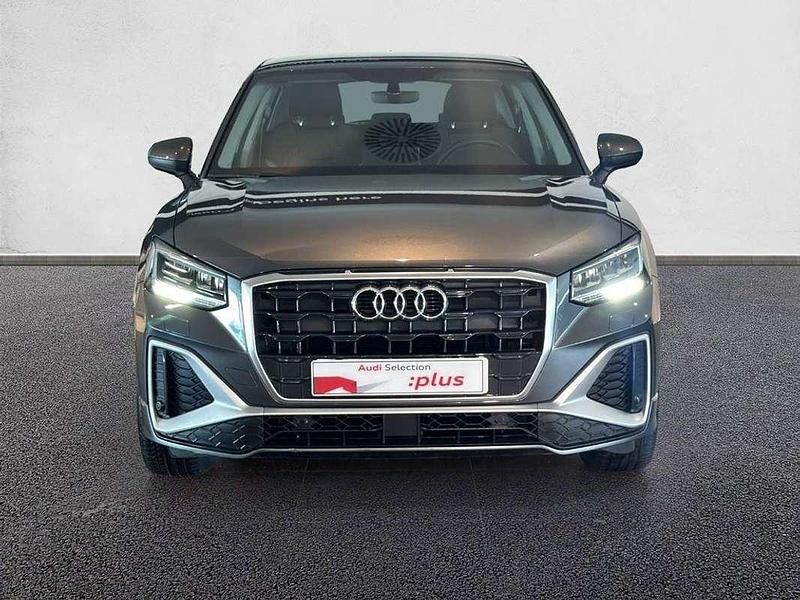 Usado Audi Q2 S-Line 116 CV (85 kW) 2025 Gris SUV