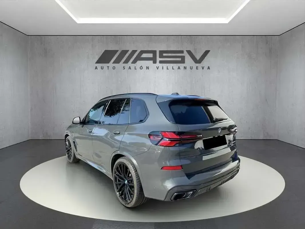 Usado BMW X5 M Sport 489 CV (359 kW) 2023 Gris SUV