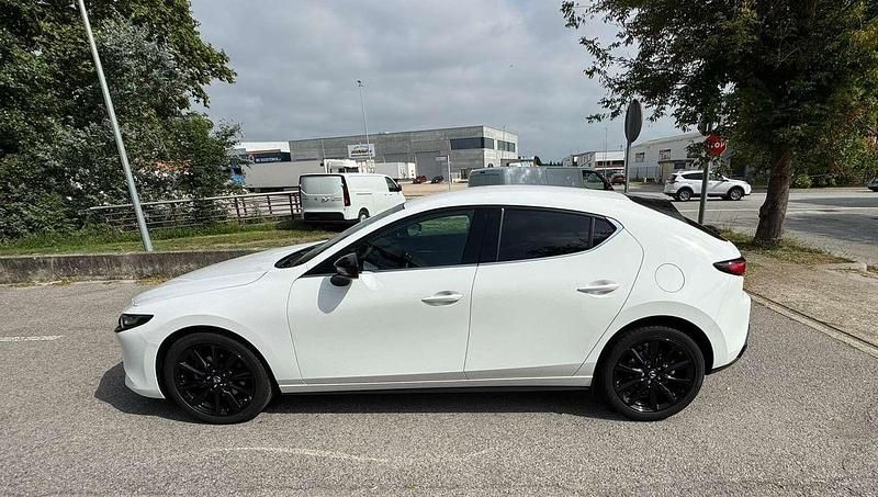 Usado Mazda 3 Homura-Line 140 CV (102 kW) 2025 Blanco Utilitario