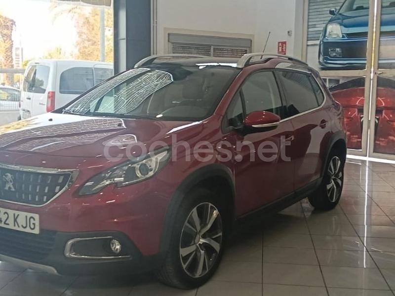 Granate Usado 2017 Peugeot 2008 Access SUV | 4999 € (Super precio) - Imagen 1/4