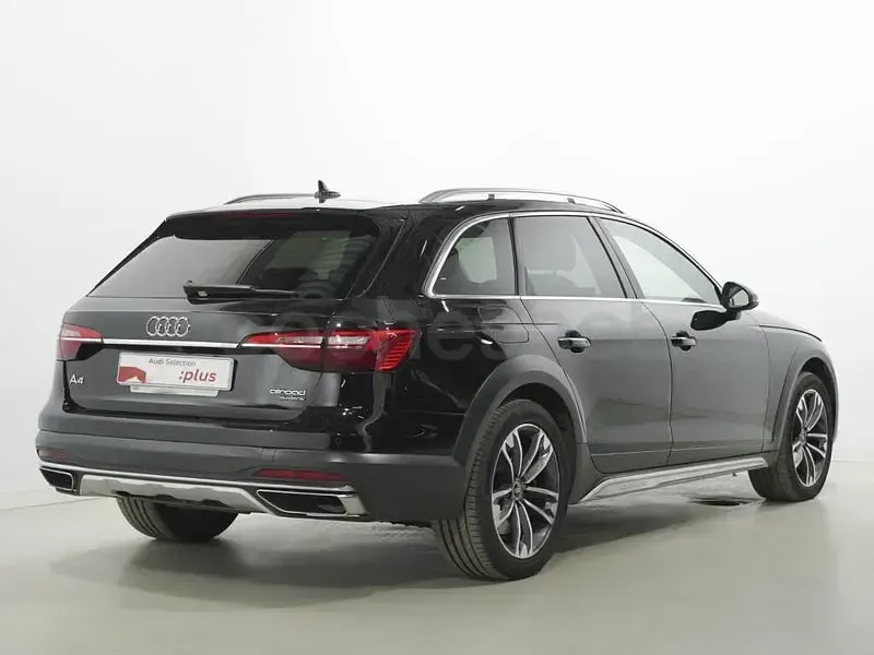 Usado Audi A4 Allroad Ambiente 265 CV (194 kW) 2021 Negro Familiar