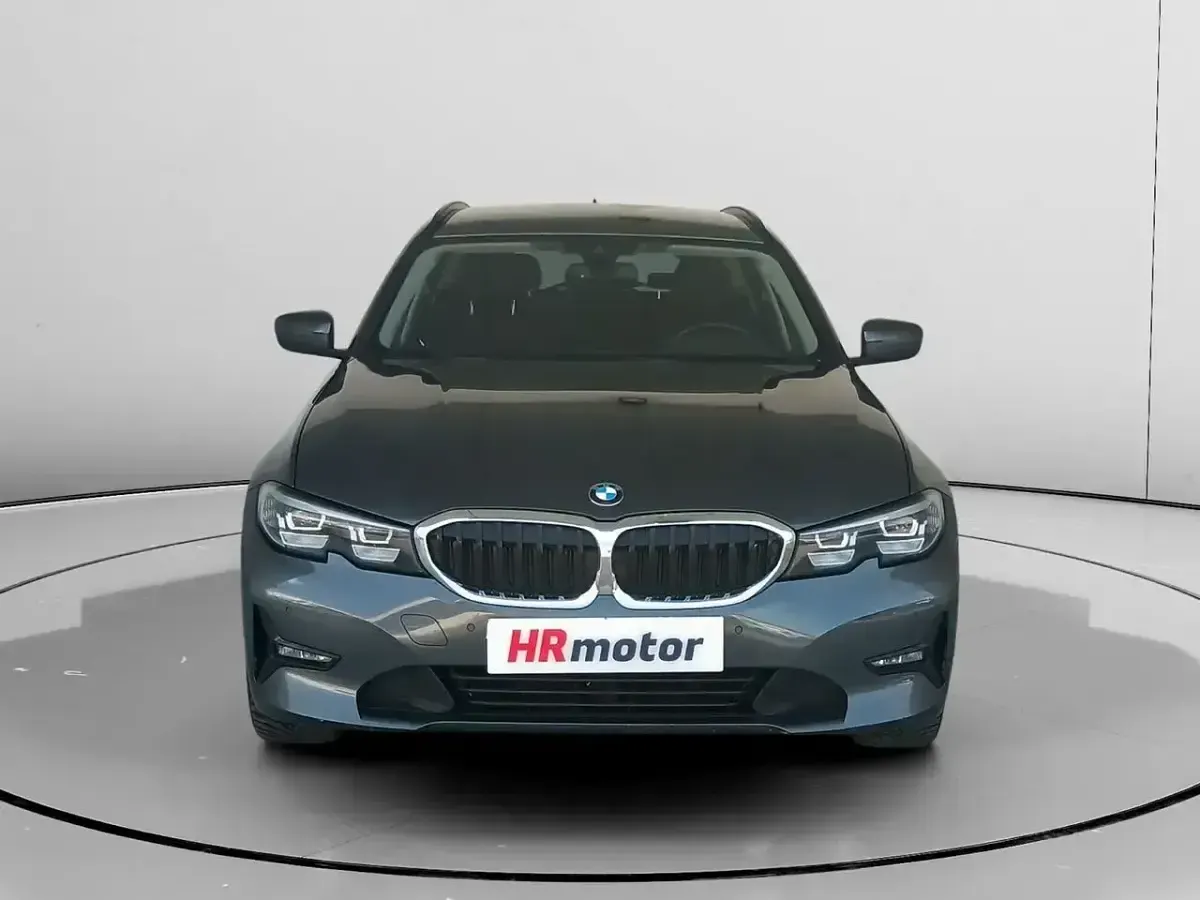 Usado BMW 318 Shadowline 150 CV (110 kW) 2021 Negro Familiar