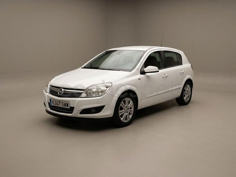 Usado Opel Astra Enjoy 110 CV (80 kW) 2009 Blanco Berlina