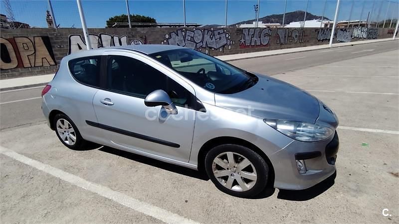 Usado Peugeot 308 Sport 120 CV (88 kW) 2008 Gris / plata Berlina
