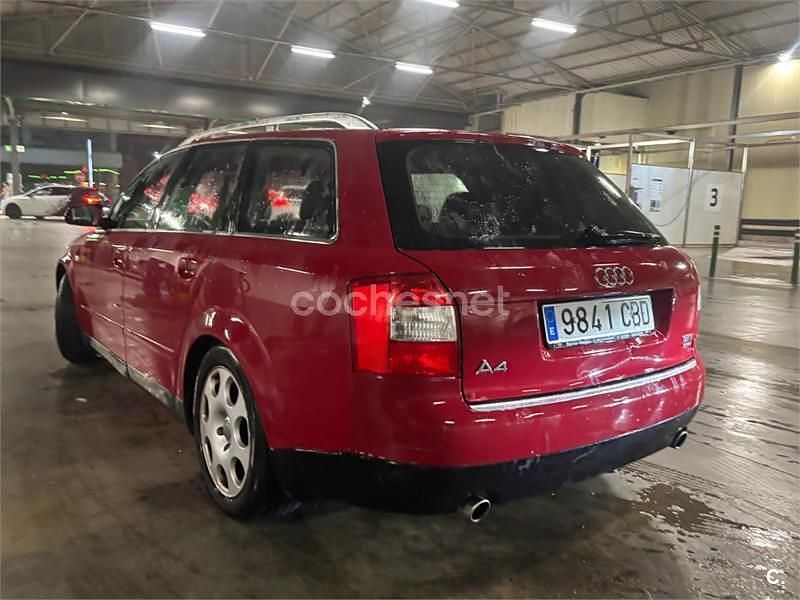 Rojo Usado 2002 Audi A4 Familiar | 2400 € (Super precio) - Imagen 1/4