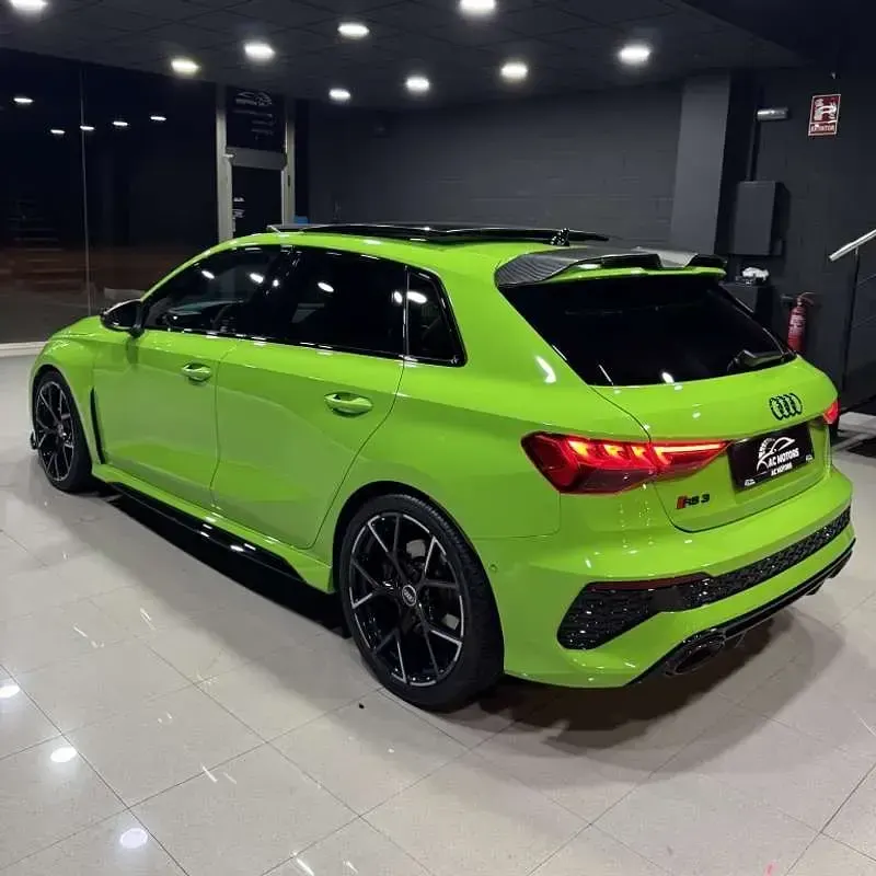 Usado Audi RS3 Sportback Premium 400 CV (294 kW) 2023 Verde Utilitario