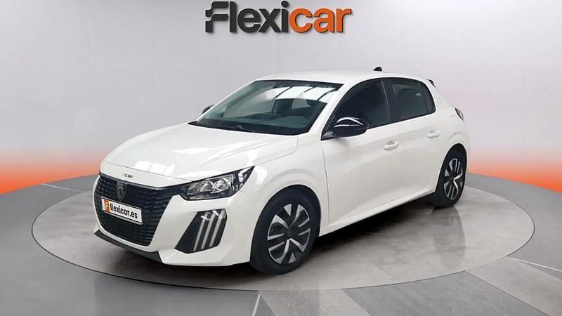 Usado Peugeot 208 Active 102 CV (75 kW) 2024 Blanco Utilitario