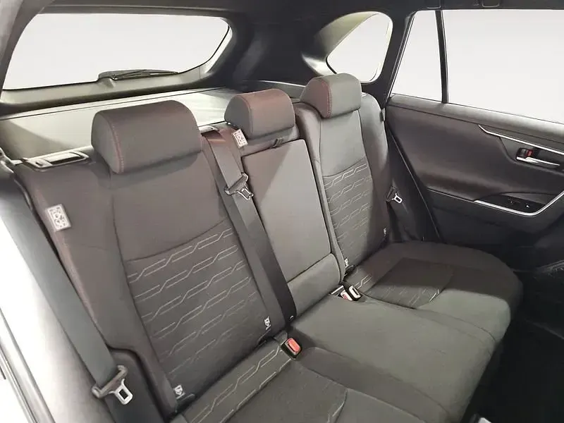 Usado Toyota RAV4 Advance 306 CV (225 kW) 2025 Plata SUV