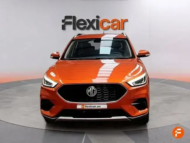 Usado MG ZS Comfort 106 CV (77 kW) 2022 Naranja SUV