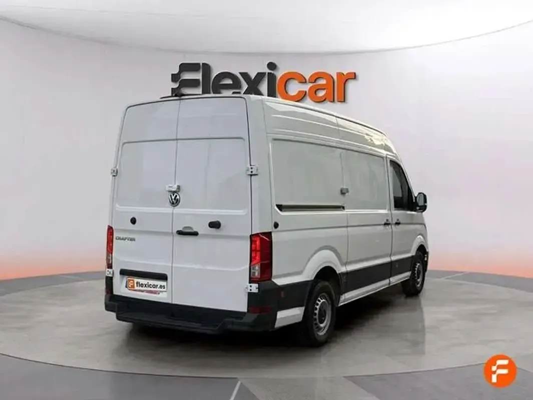 Usado VW Crafter 102 CV (75 kW) 2021 Blanco Van