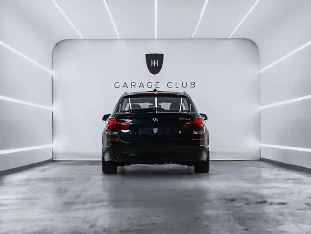 Usado BMW 520 Comfort Edition 190 CV (139 kW) 2017 Negro Familiar