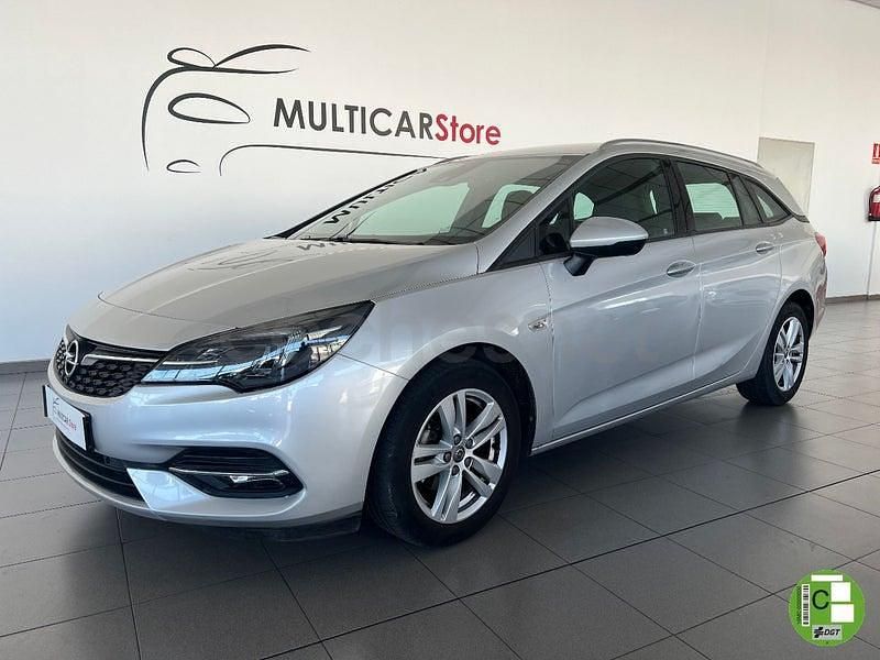 Usado Opel Astra GS Line 122 CV (89 kW) 2020 Gris / plata Familiar