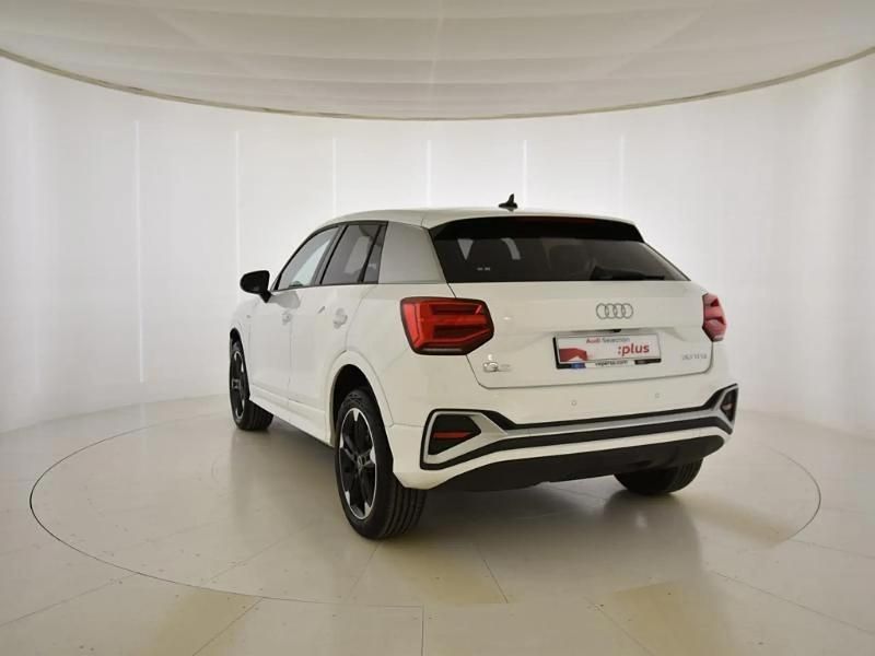 Usado Audi Q2 S-Line 116 CV (85 kW) 2024 Blanco SUV
