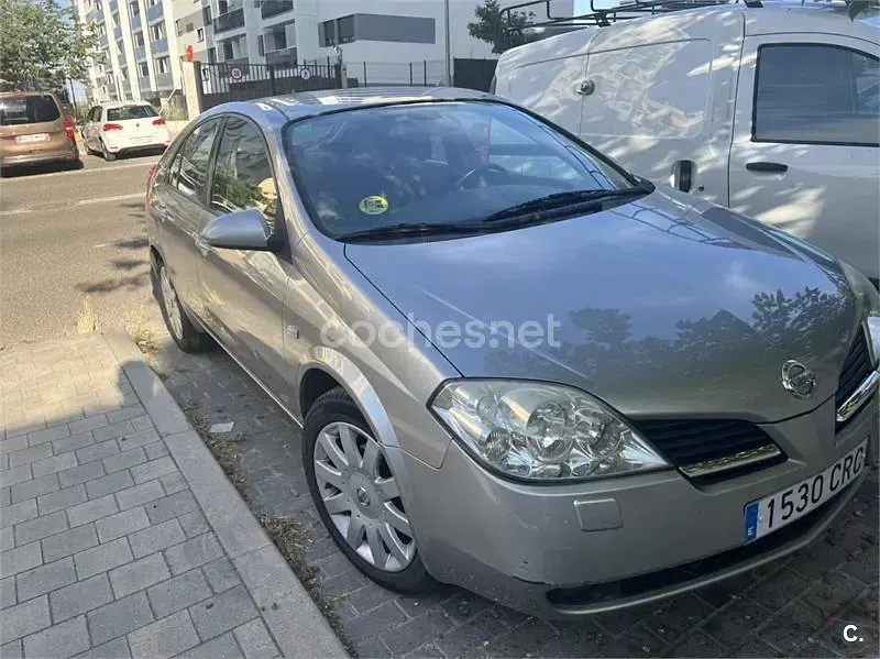 Usado Nissan Primera Tekna 140 CV (102 kW) 2004 Gris / plata Berlina