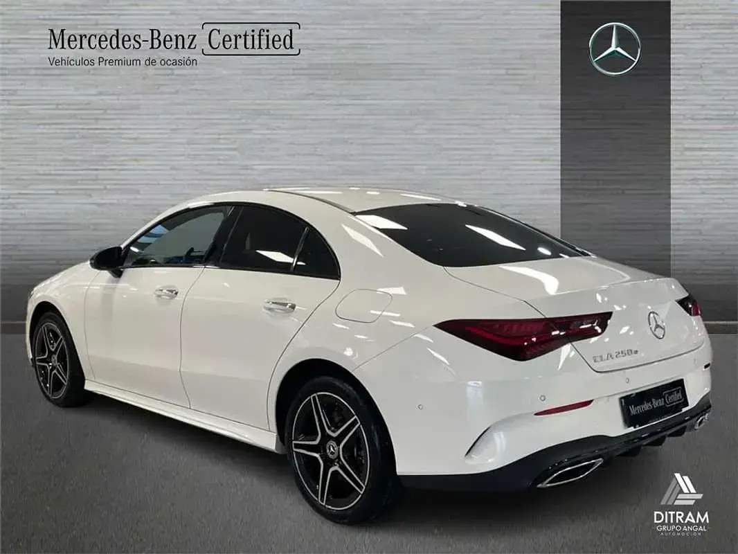 Usado Mercedes CLA250e 218 CV (160 kW) 2024 Coupe
