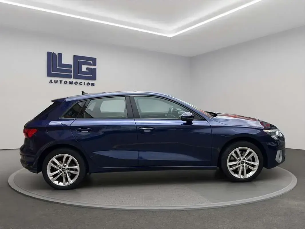 Usado Audi A3 Sportback S-Line 204 CV (150 kW) 2021 Azul Utilitario