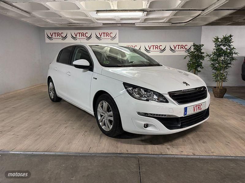 Blanco Usado 2015 Peugeot 308 Style Berlina | 8800 € (Buen precio) - Imagen 1/4