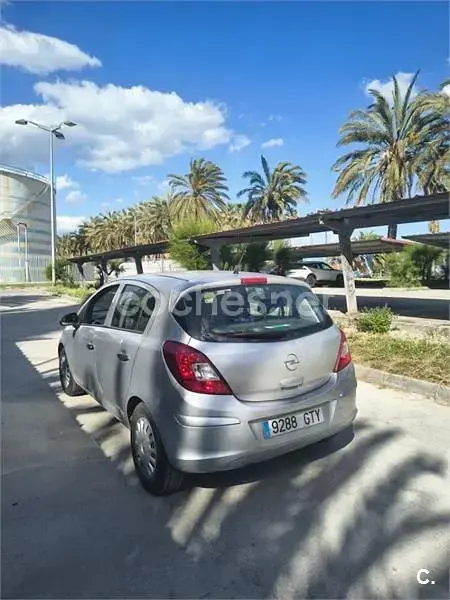 Usado Opel Corsa 85 CV (62 kW) 2010 Gris / plata Utilitario