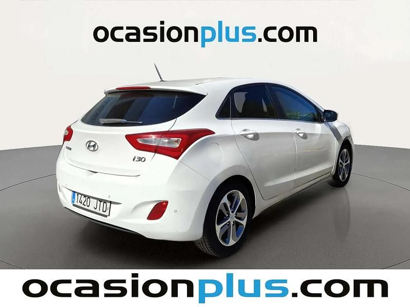 Brugt Hyundai i30 GO! 100 HK (73 kW) 2016 Hvid
