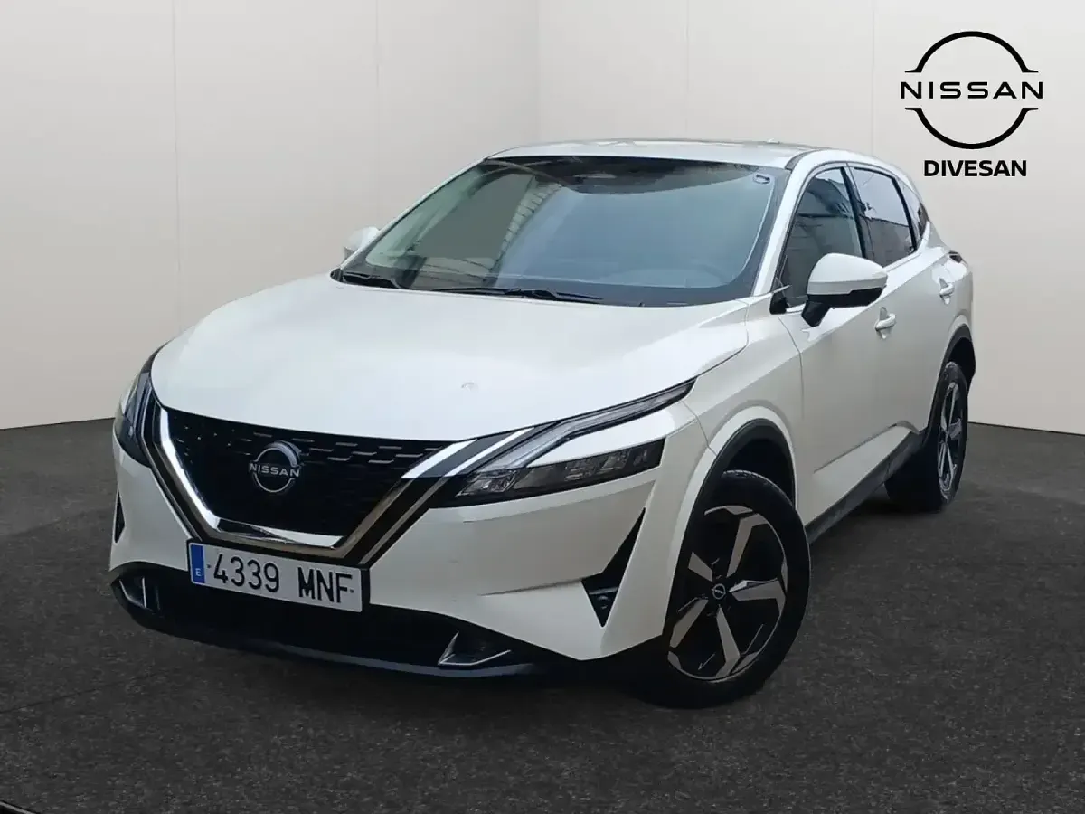 Begagnad Nissan Qashqai N-Connecta 158 HK (116 kW) 2024 Vit SUV