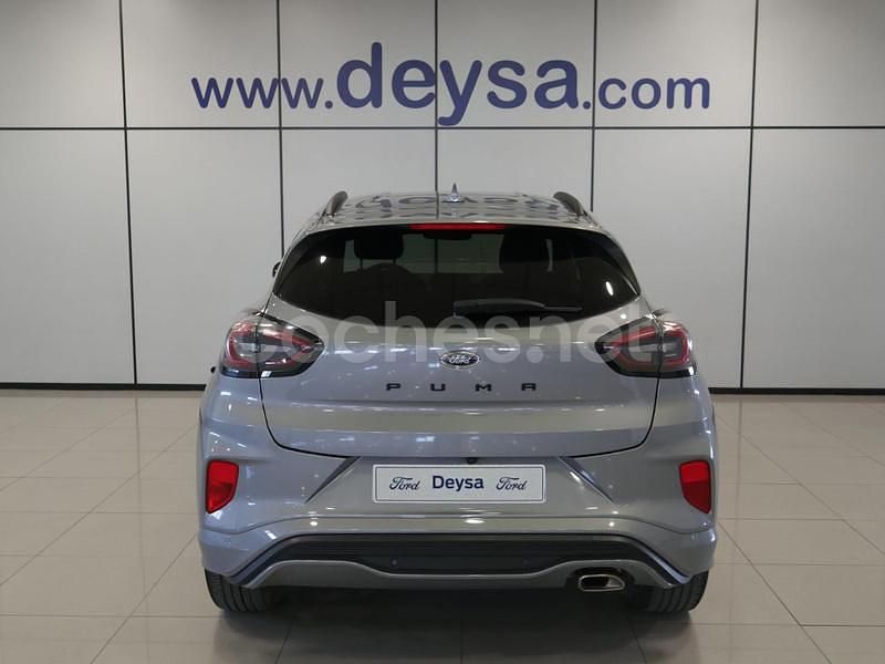 Usado Ford Puma ST-Line X 125 CV (91 kW) 2023 Gris / plata SUV