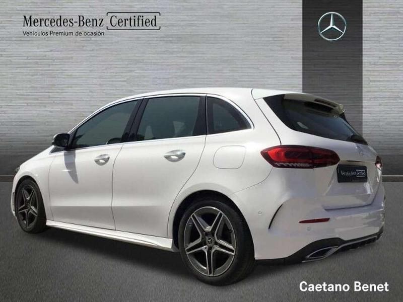 Usado Mercedes B200 150 CV (110 kW) 2021 Blanco Monovolumen