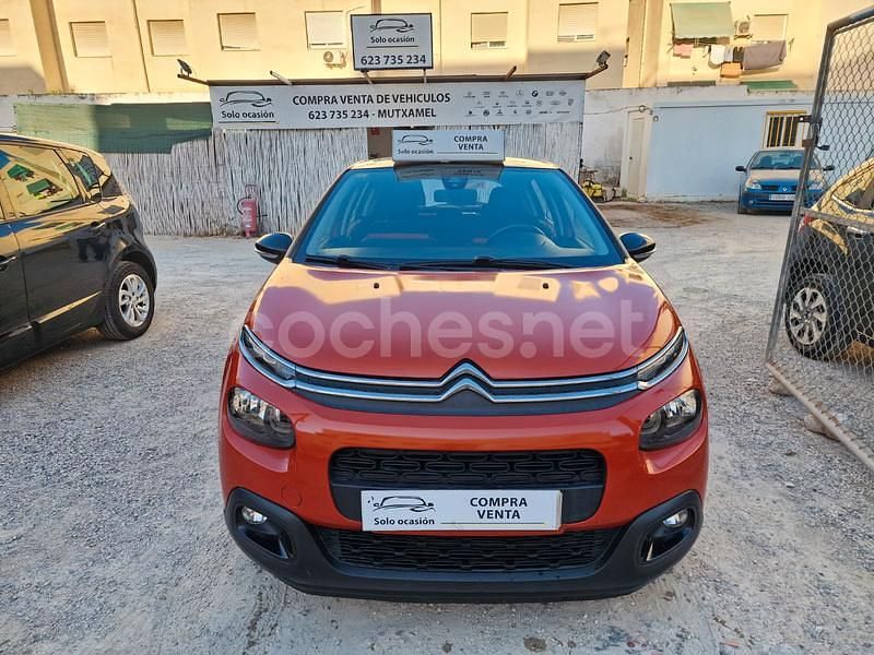Usado Citroën C3 Feel 68 CV (50 kW) 2018 Rojo Utilitario