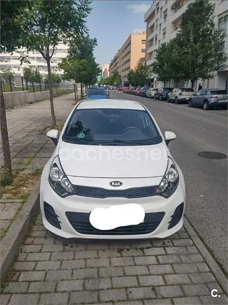 Usado Kia Rio 84 CV (61 kW) 2016 Blanco Utilitario