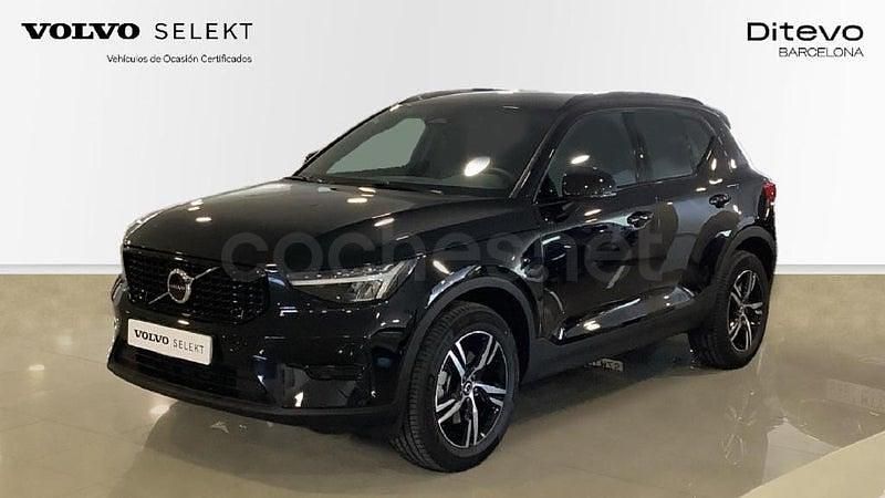Usado Volvo XC40 Plus 163 CV (119 kW) 2025 Negro SUV