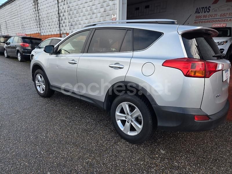 Usado Toyota RAV4 Active 124 CV (91 kW) 2013 Gris / plata SUV