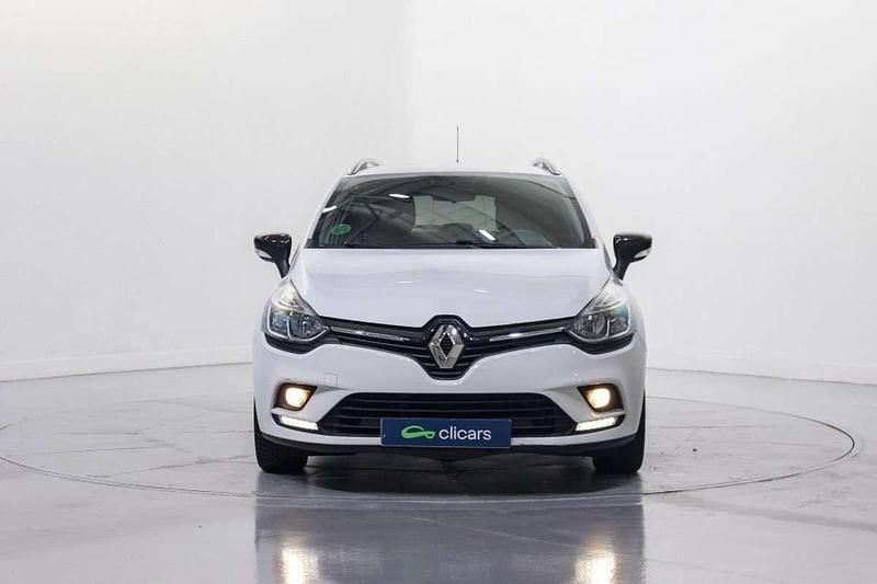 Usado Renault Clio GrandTour LIMITED 90 CV (66 kW) 2017 Blanco Familiar