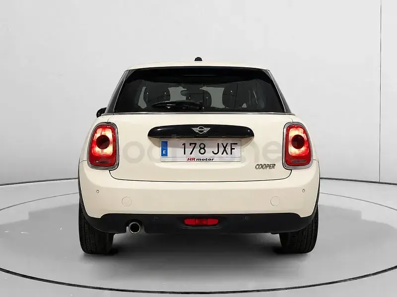 Usado Mini Cooper 136 CV (100 kW) 2017 Blanco Utilitario
