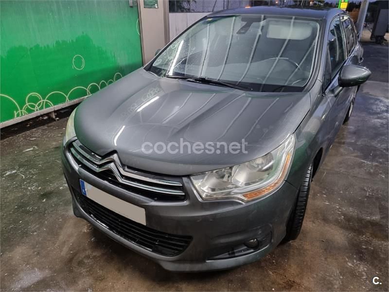Usado Citroën C4 112 CV (82 kW) 2012 Gris / plata Berlina