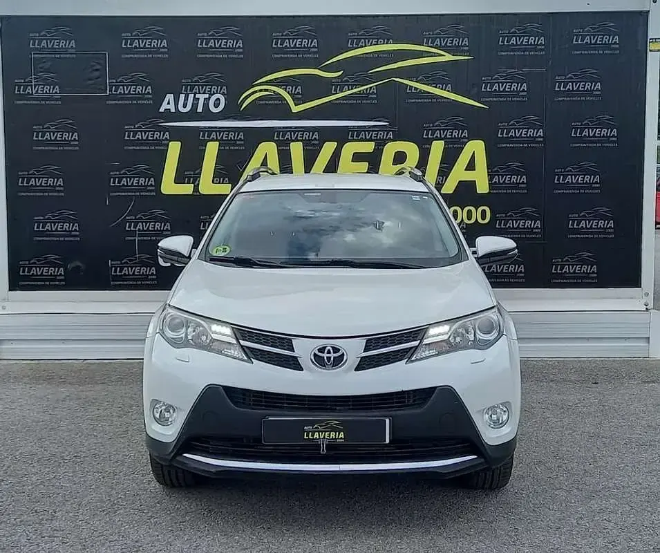Usado Toyota RAV4 Advance 124 CV (91 kW) 2014 Blanco SUV