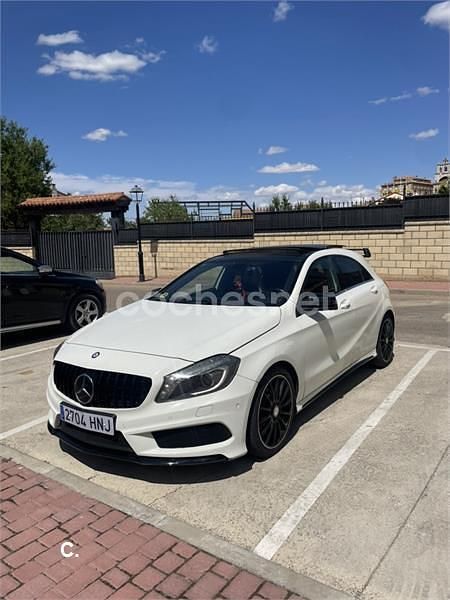 Usado Mercedes A180 AMG 109 CV (80 kW) 2012 Blanco Berlina