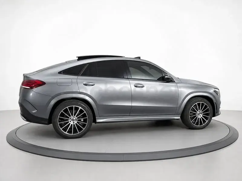 Usado Mercedes GLE300 269 CV (197 kW) 2023 Negro SUV