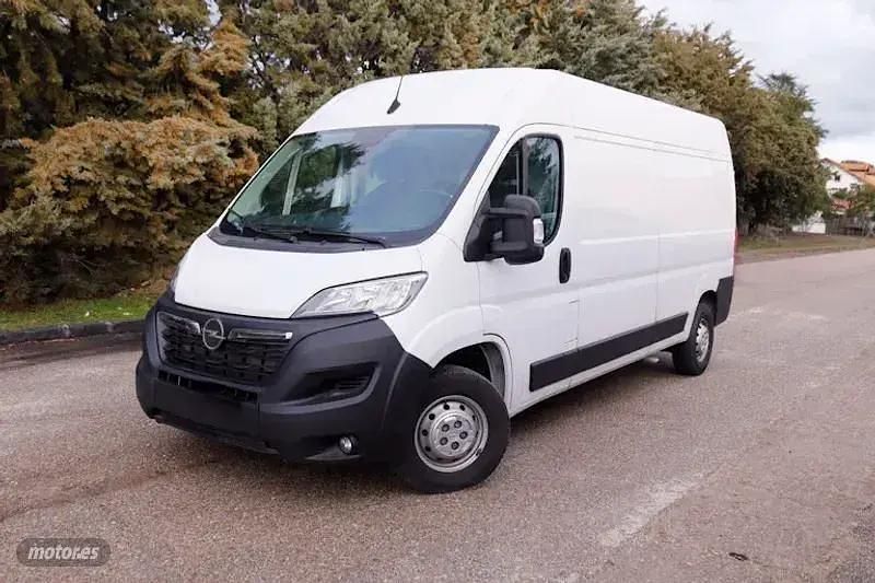 Blanco Usado 2024 Opel Movano Van | 24.850 € (Precio justo) - Imagen 1/4