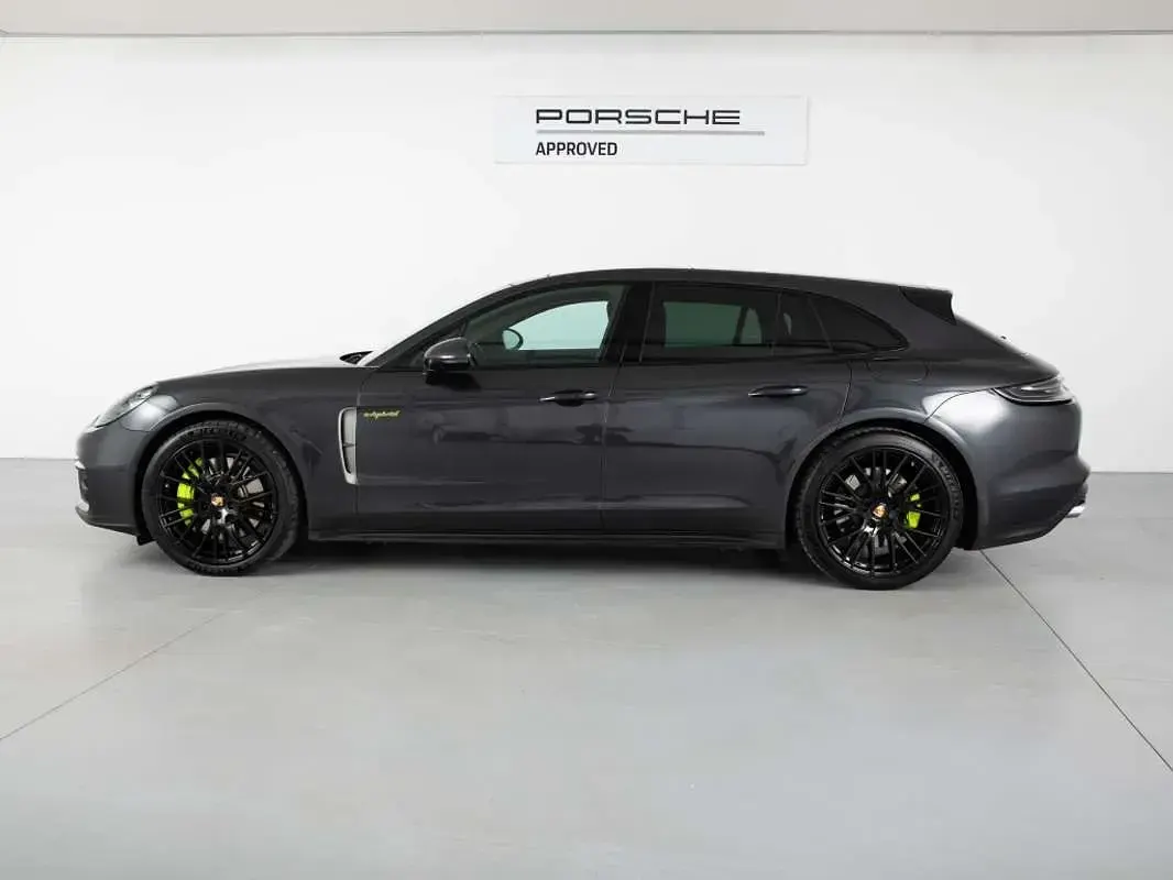 Usado Porsche Panamera Sport Turismo 462 CV (339 kW) 2023 Gris Familiar