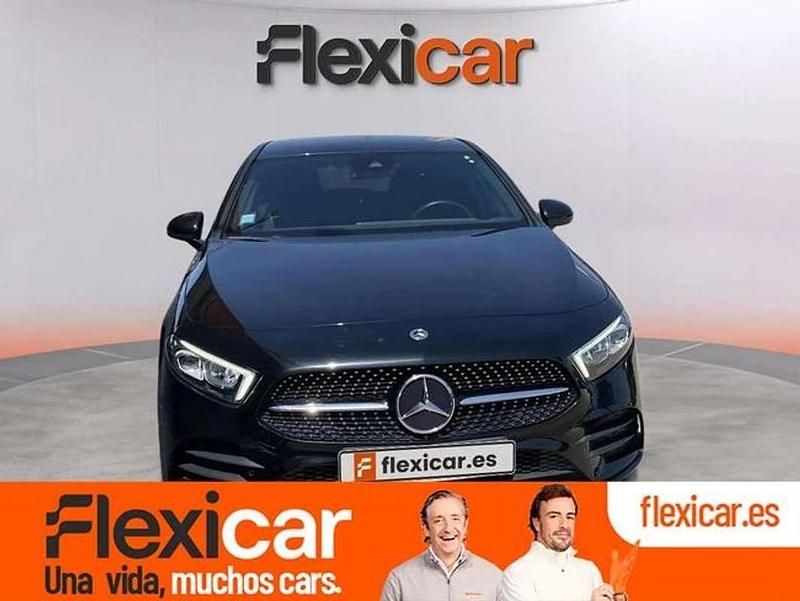 Negro Usado 2023 Mercedes A200 Utilitario | 29.690 € (Un poco caro) - Imagen 1/4